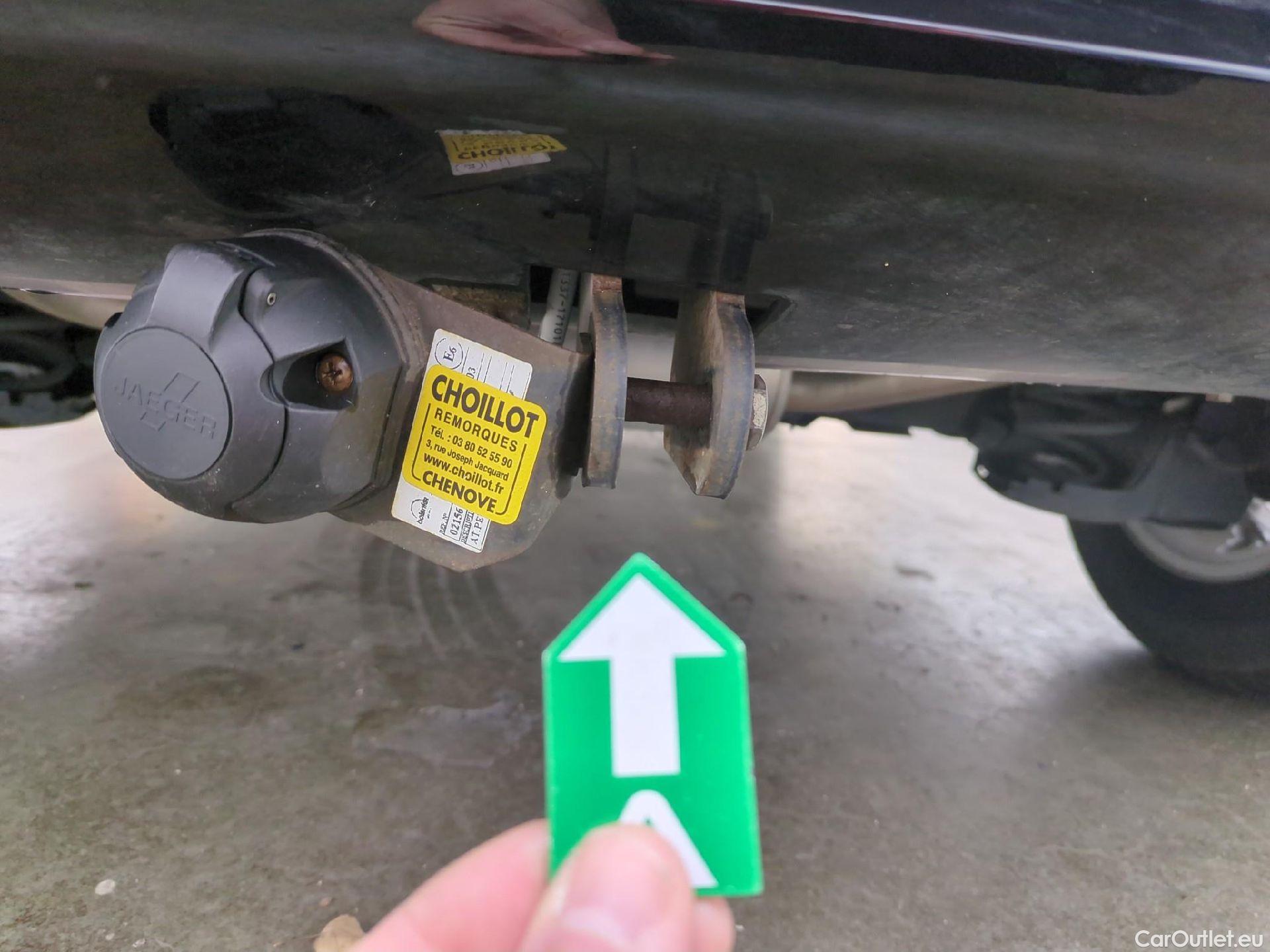  Peugeot  2008  Active Pack 1.2 PureTech 130CV BVA8 E6d #13