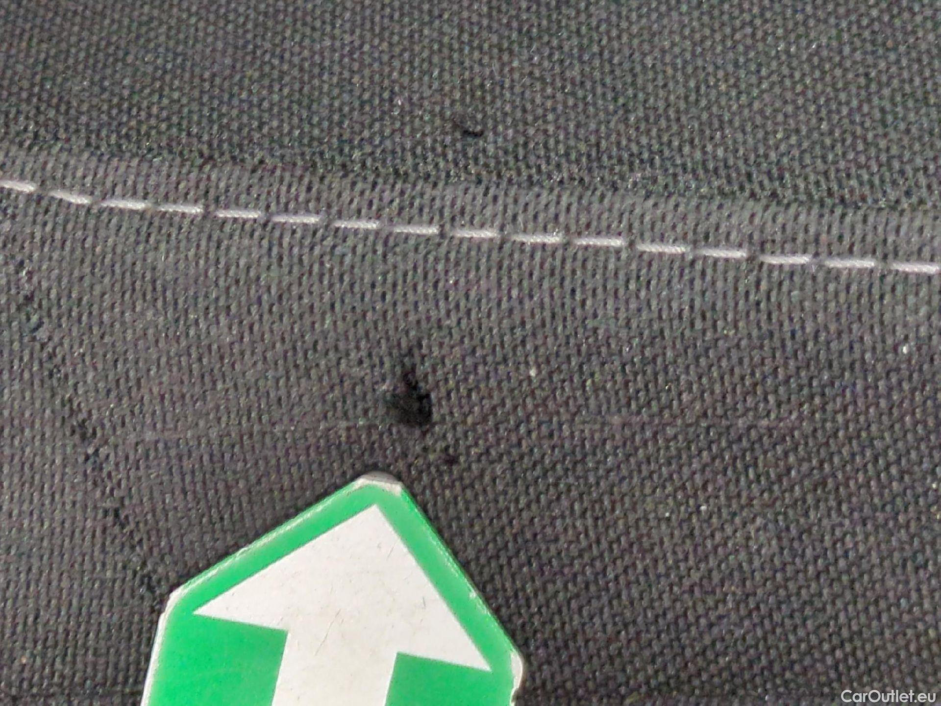  Peugeot  208  Premium 1.5 HDi 100CV BVM6 E6d #9