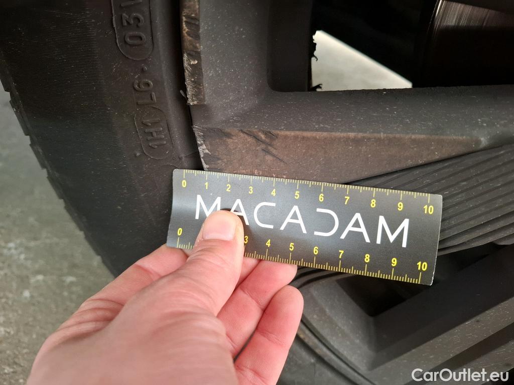  Peugeot  2008  GT 1.2 PureTech 155CV BVA8 E6d #15