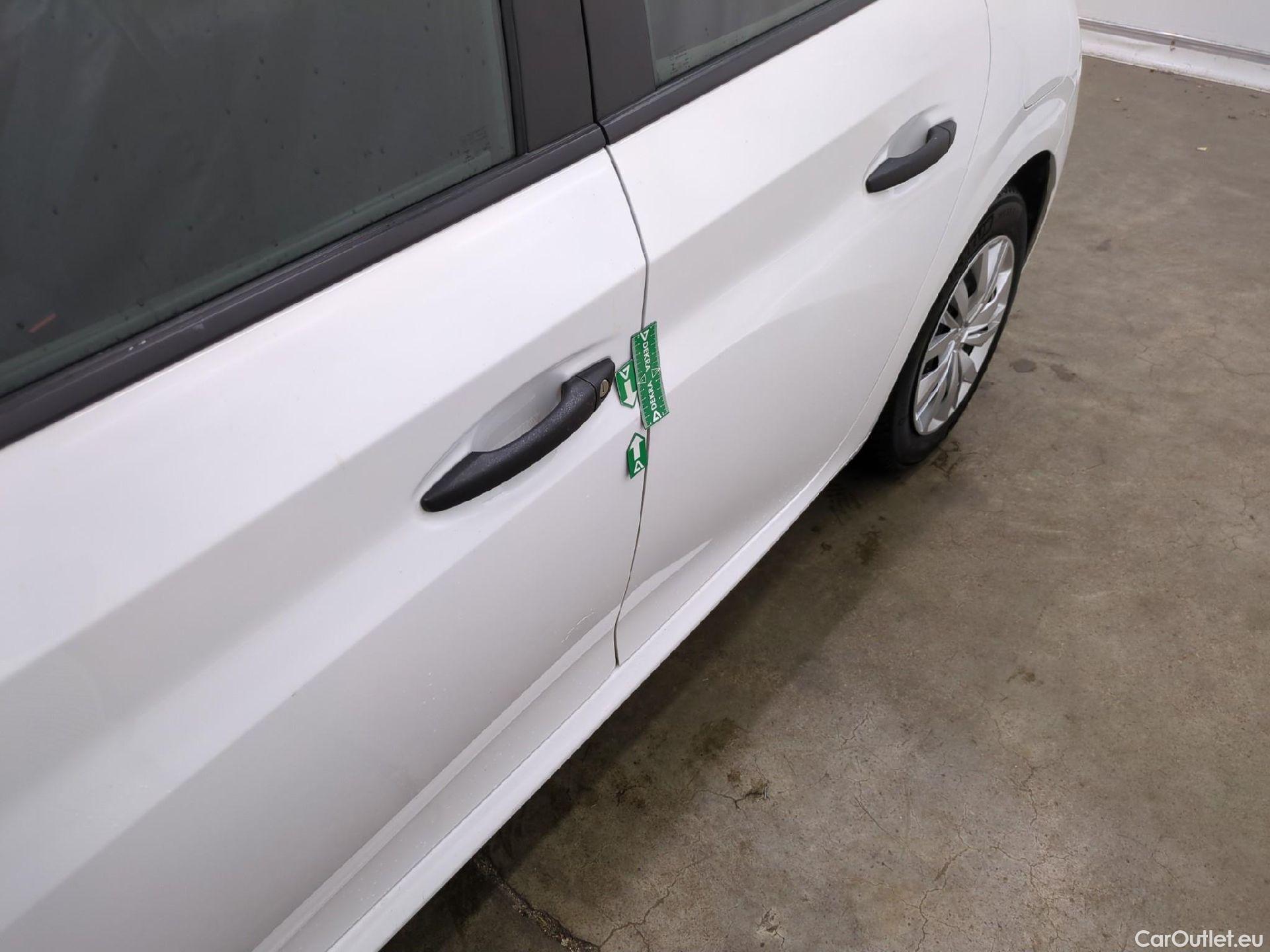  Peugeot  208  Premium 1.5 HDi 100CV BVM6 E6d #40