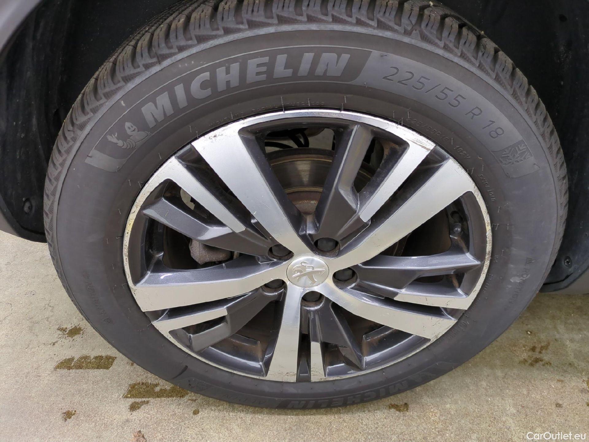  Peugeot  3008  Allure 1.2 PureTech 130CV BVA8 E6d #22