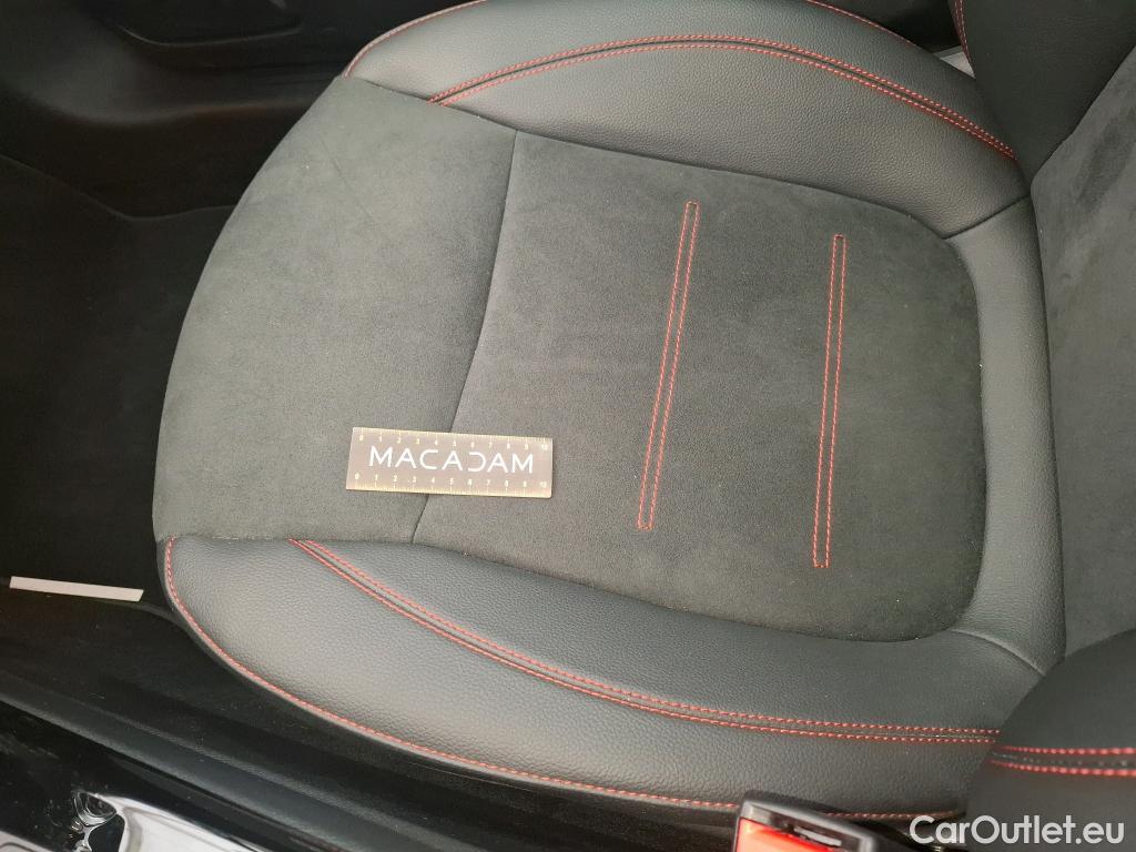  Mercedes  CLA-Klasse CLA Shooting Brake 250 e Progressive Line / Options 6000 € #26