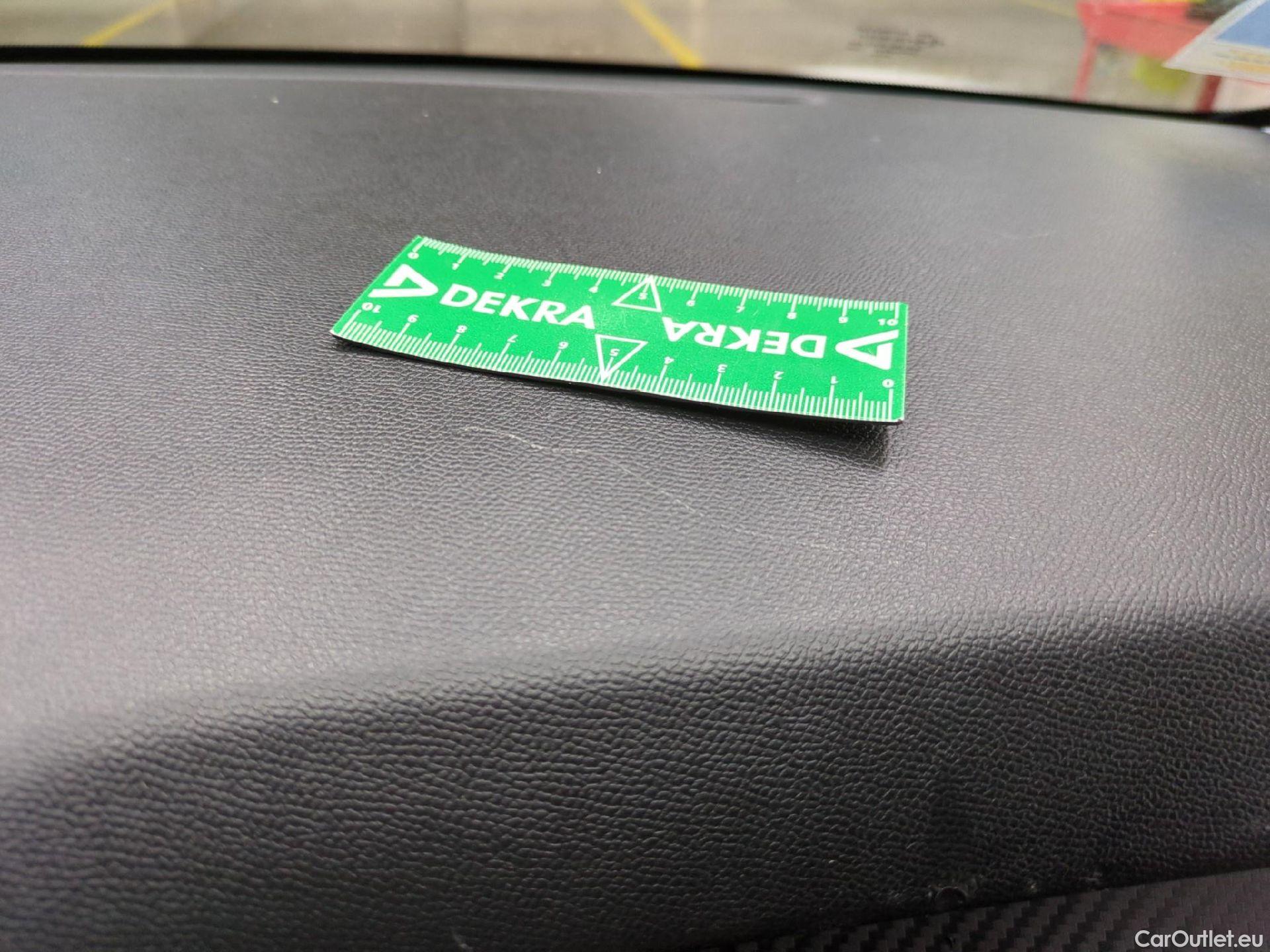  Peugeot  208  Premium 1.5 HDi 100CV BVM6 E6d #14