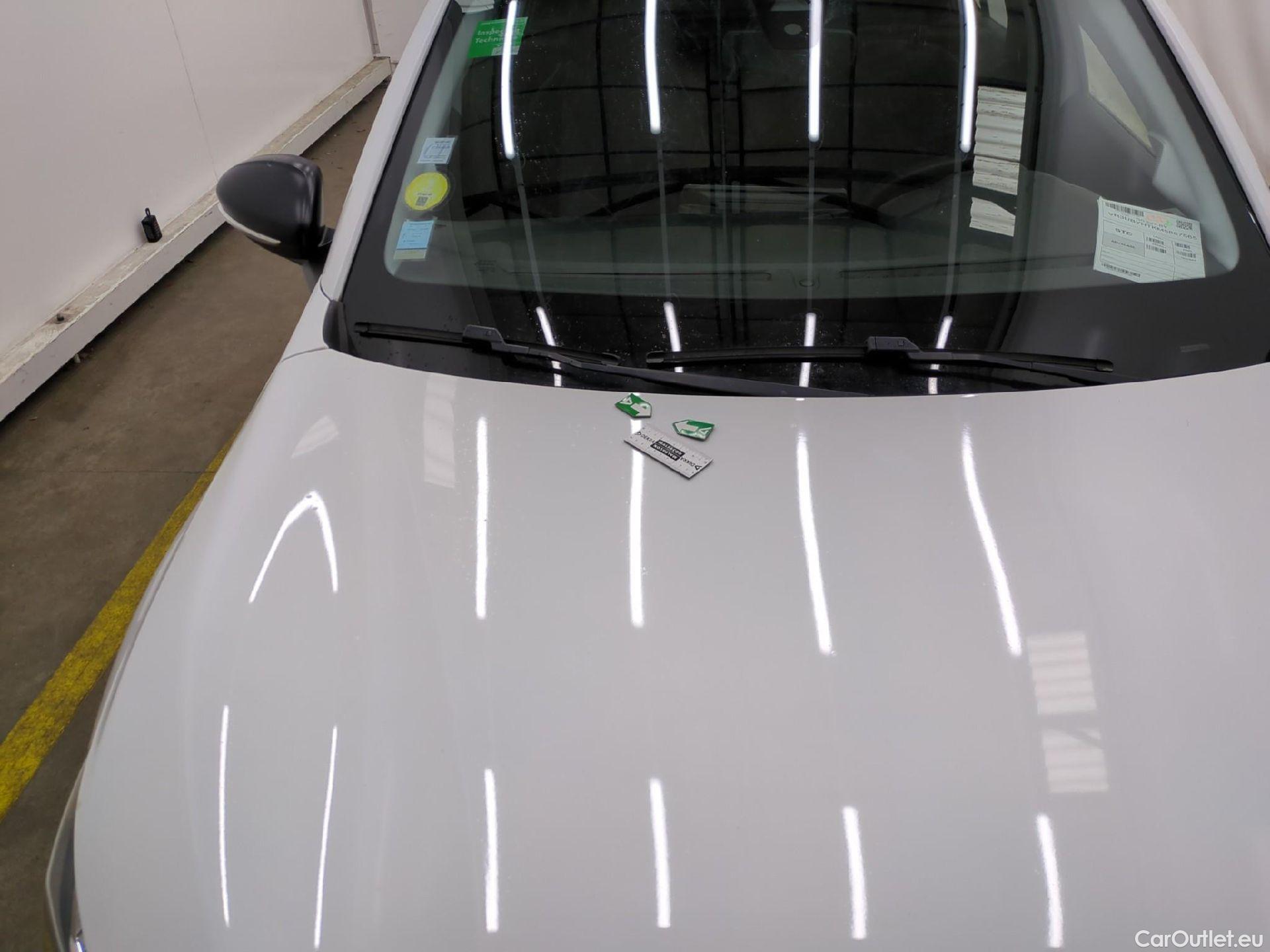  Peugeot  208  Premium 1.5 HDi 100CV BVM6 E6d #33