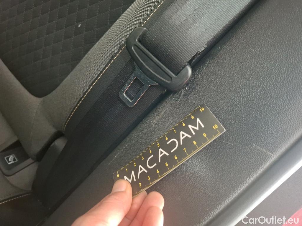  Opel   Grandland X Grandland X Elegance Business 1.2 Turbo 130CV BVA8 E6d #11