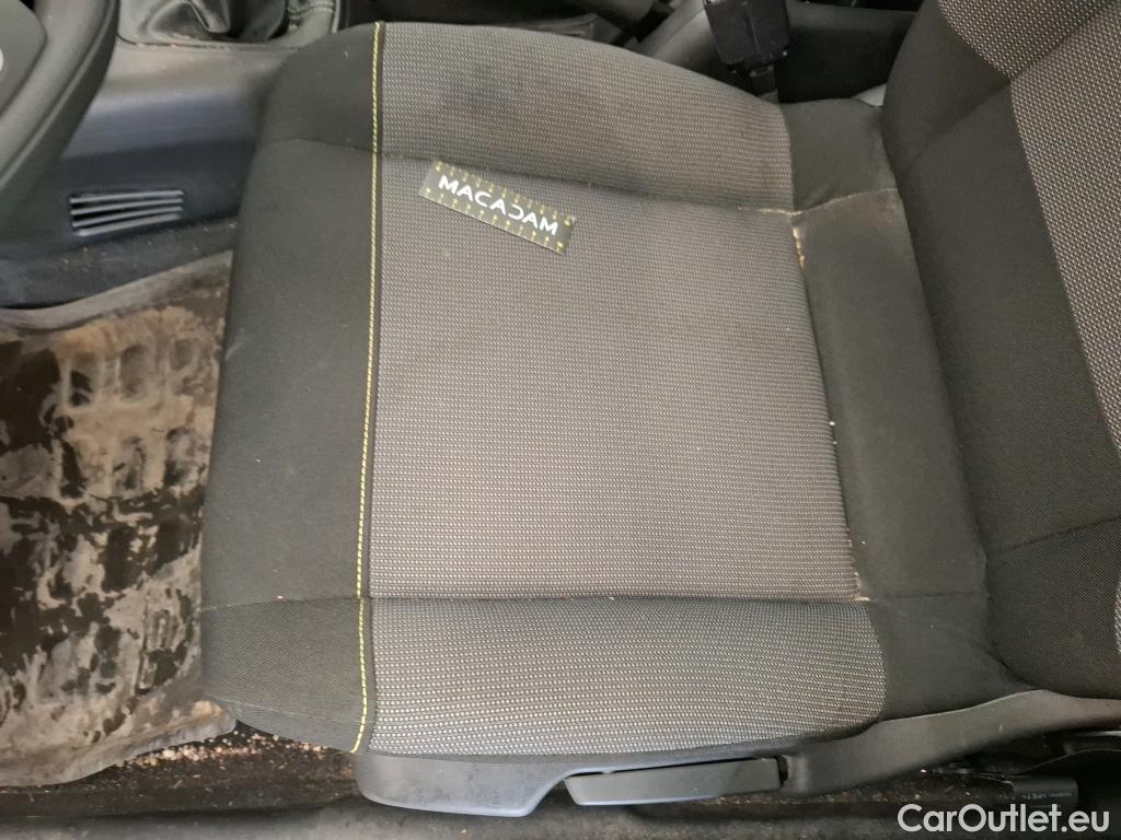  Citroen  C3  Société Feel 1.2 PureTech 80CV BVM5 E6d #10