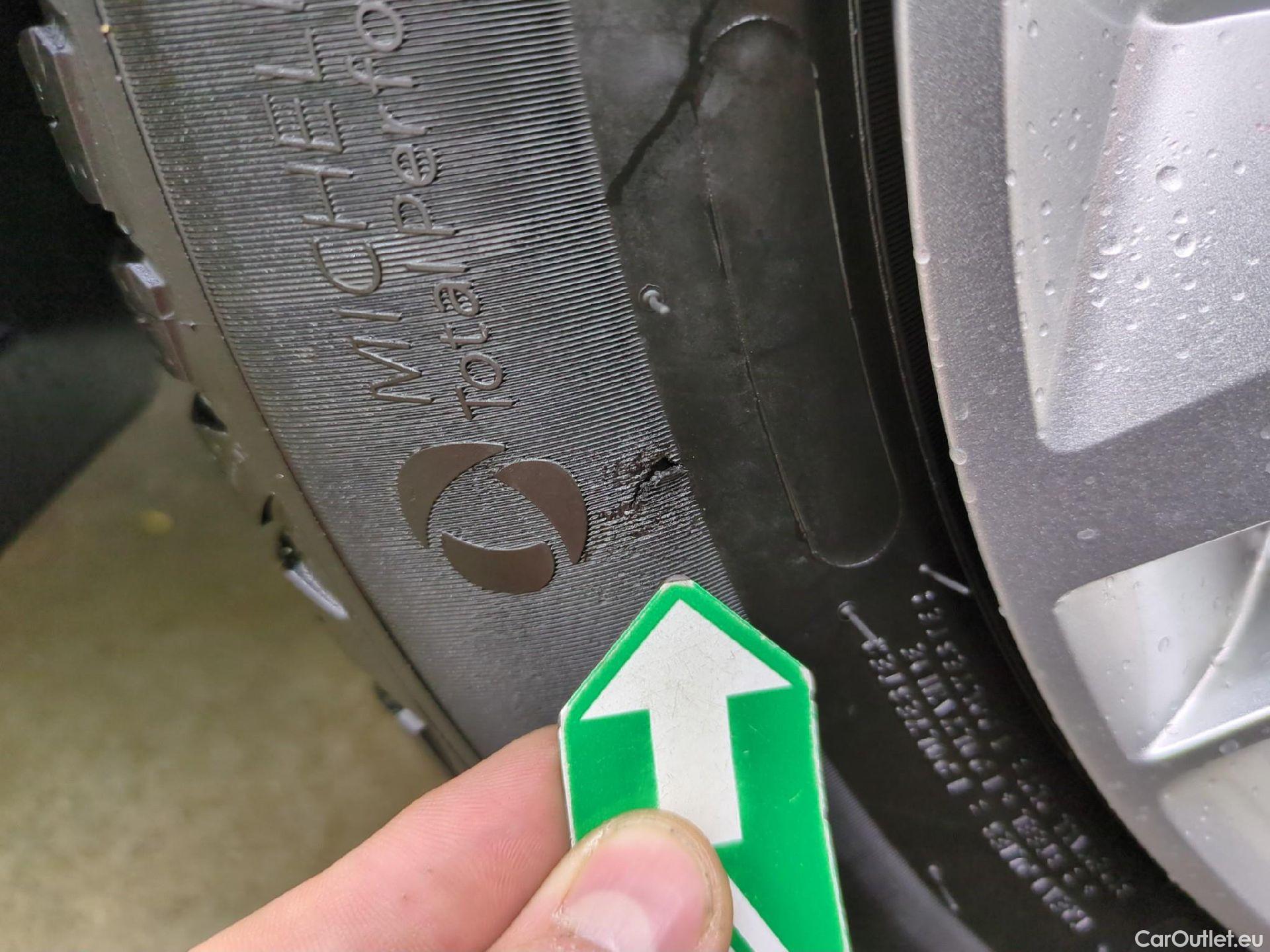  Peugeot  208  Premium 1.5 HDi 100CV BVM6 E6d #20