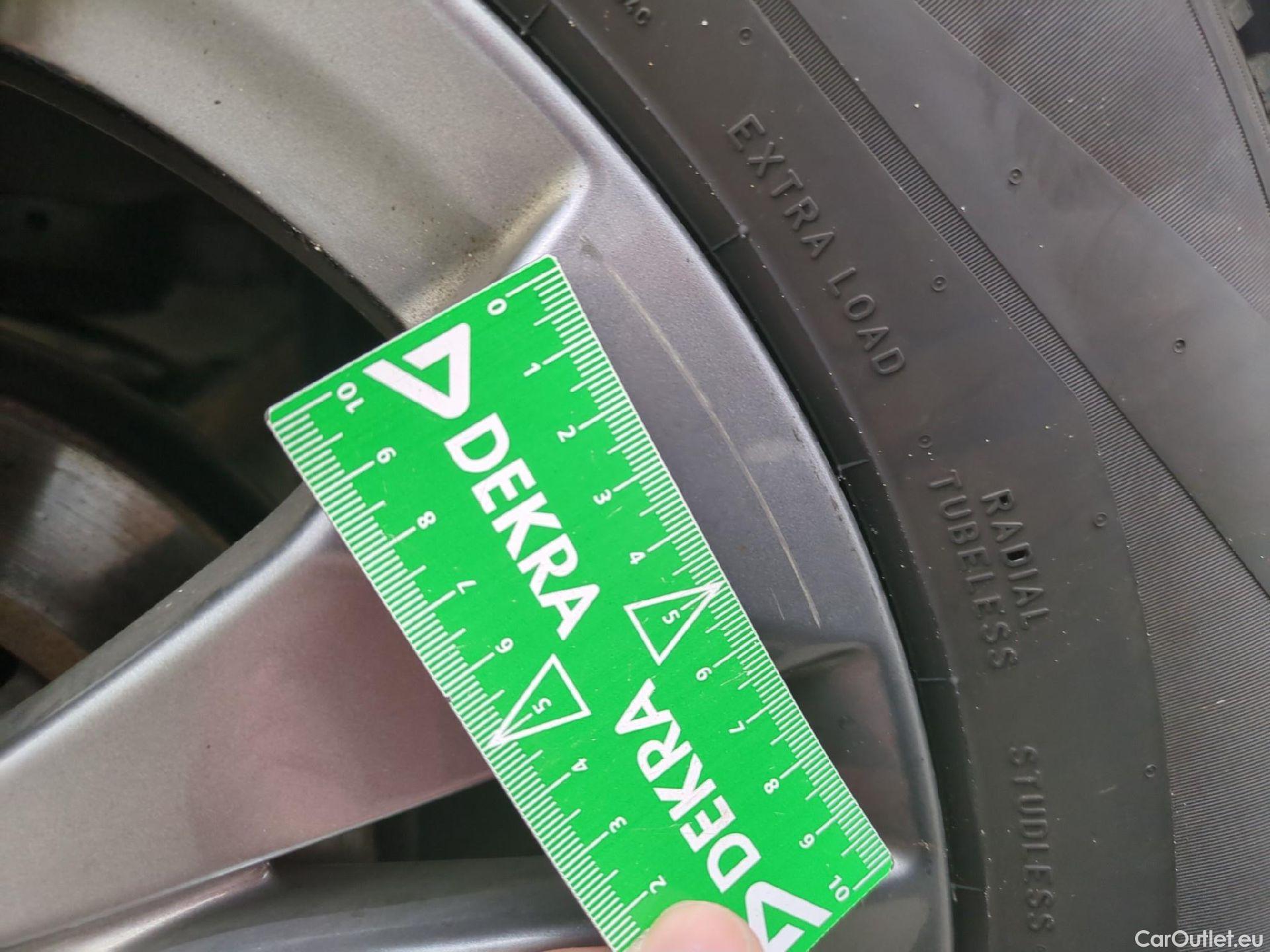  Peugeot  2008  Active Pack 1.2 PureTech 130CV BVA8 E6d #16