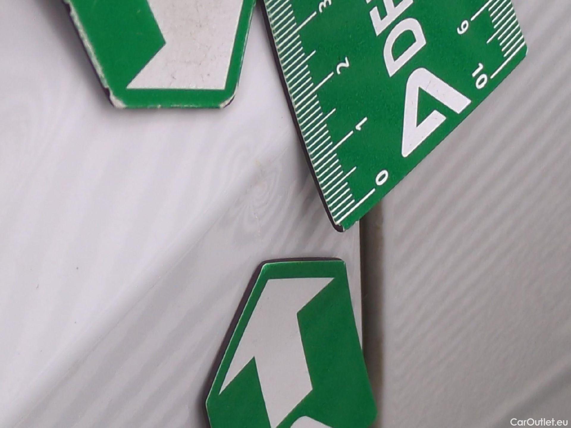  Peugeot  208  Premium 1.5 HDi 100CV BVM6 E6d #39