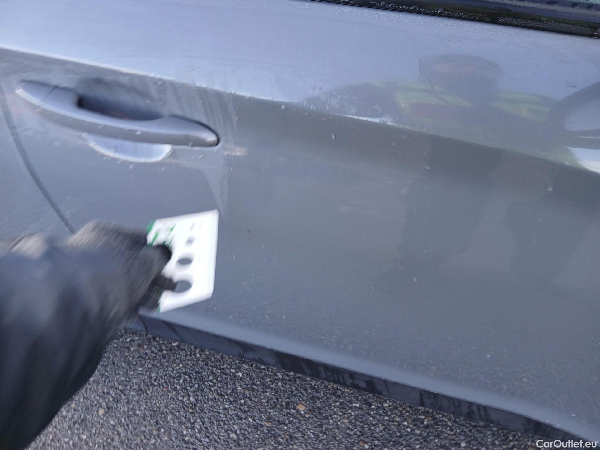  Hyundai  Konna HYUNDAI Kona / 2017 / 5P / todoterreno 1.6 GDI HEV Klass DCT #21