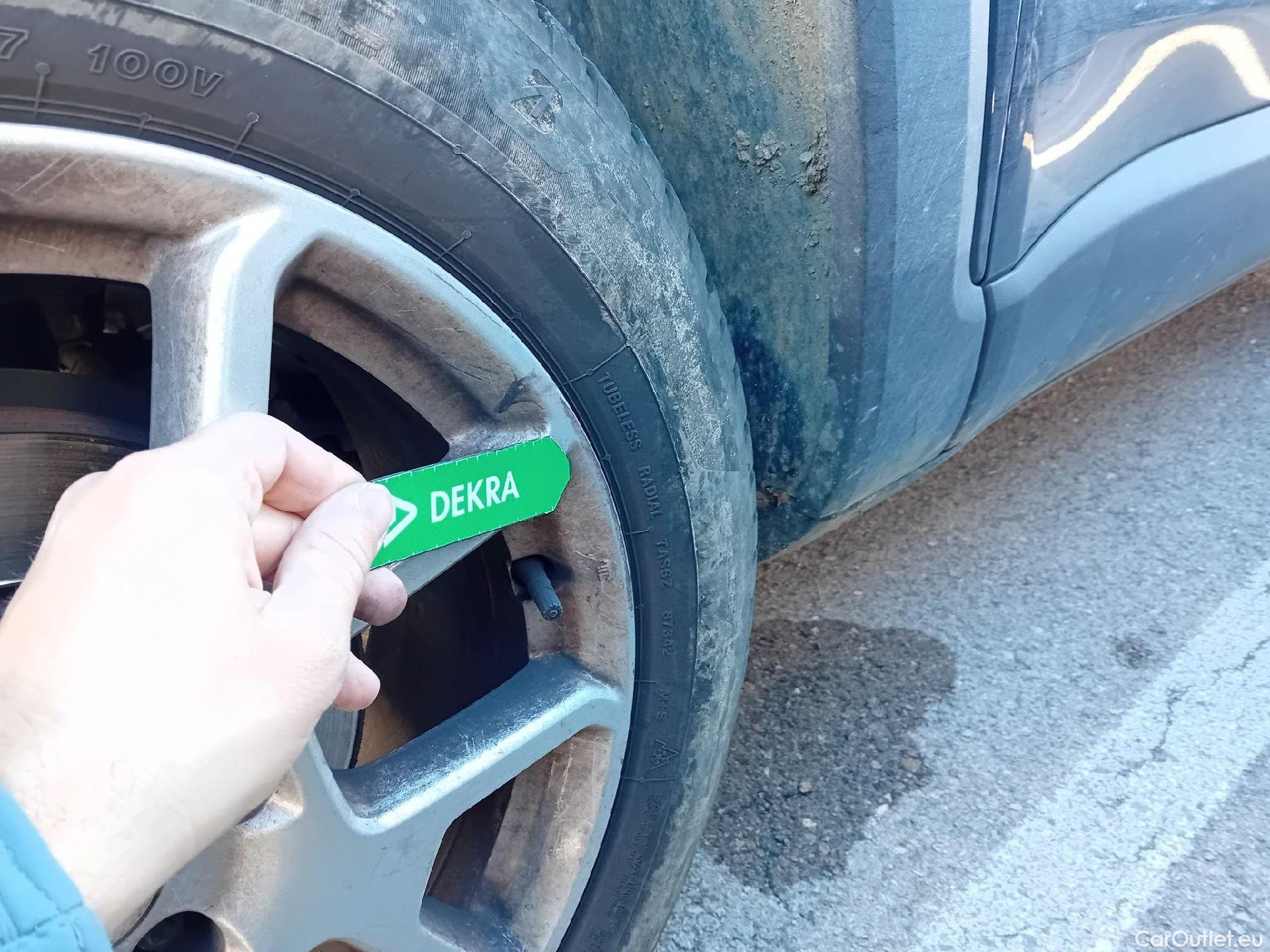  Jeep  Patriot JEEP Renegade / 2014 / 5P / todoterreno Limited 1.0G 88kW (120CV) 4x2 (AC) #19