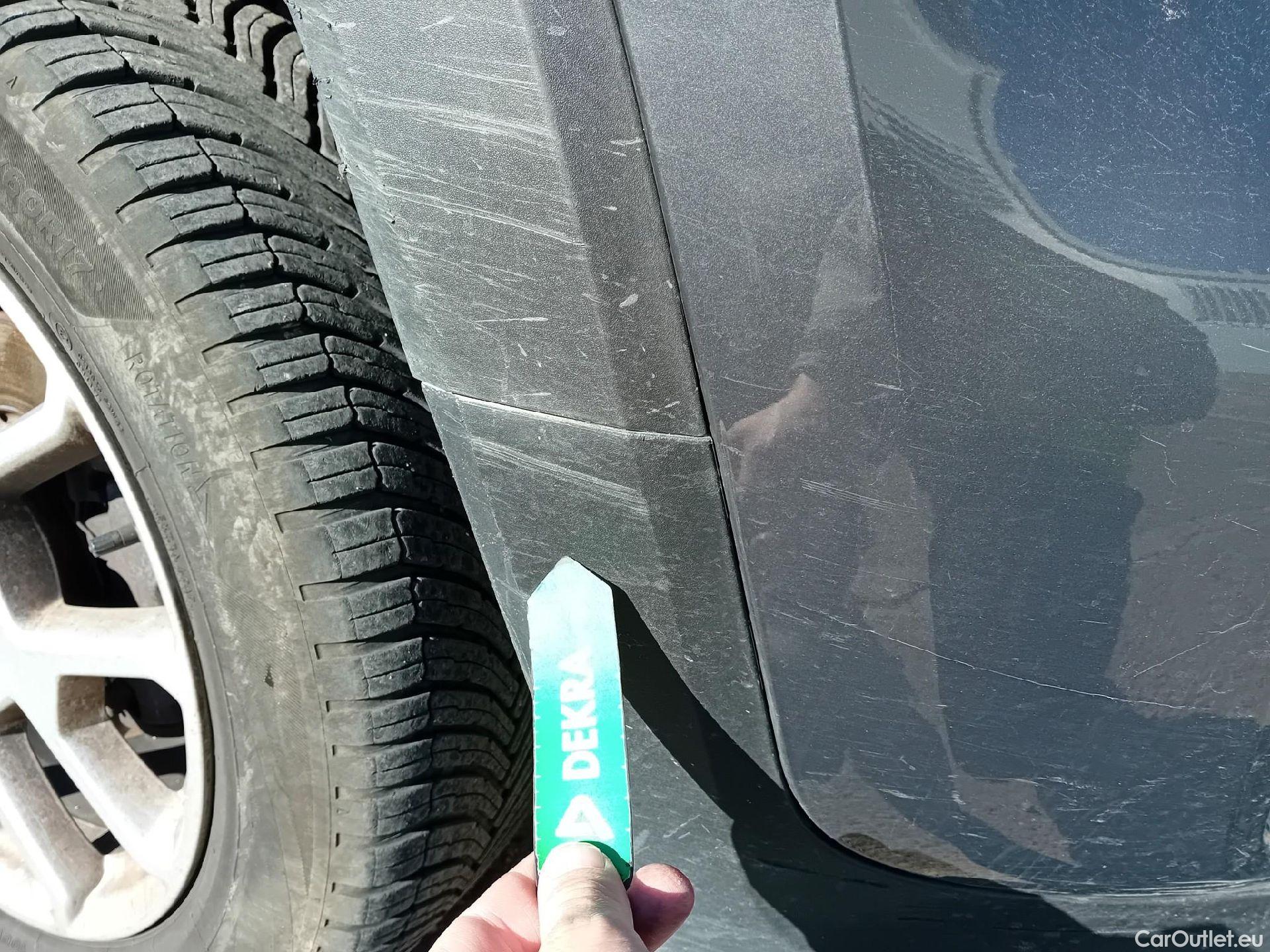  Jeep  Patriot JEEP Renegade / 2014 / 5P / todoterreno Limited 1.0G 88kW (120CV) 4x2 (AC) #6