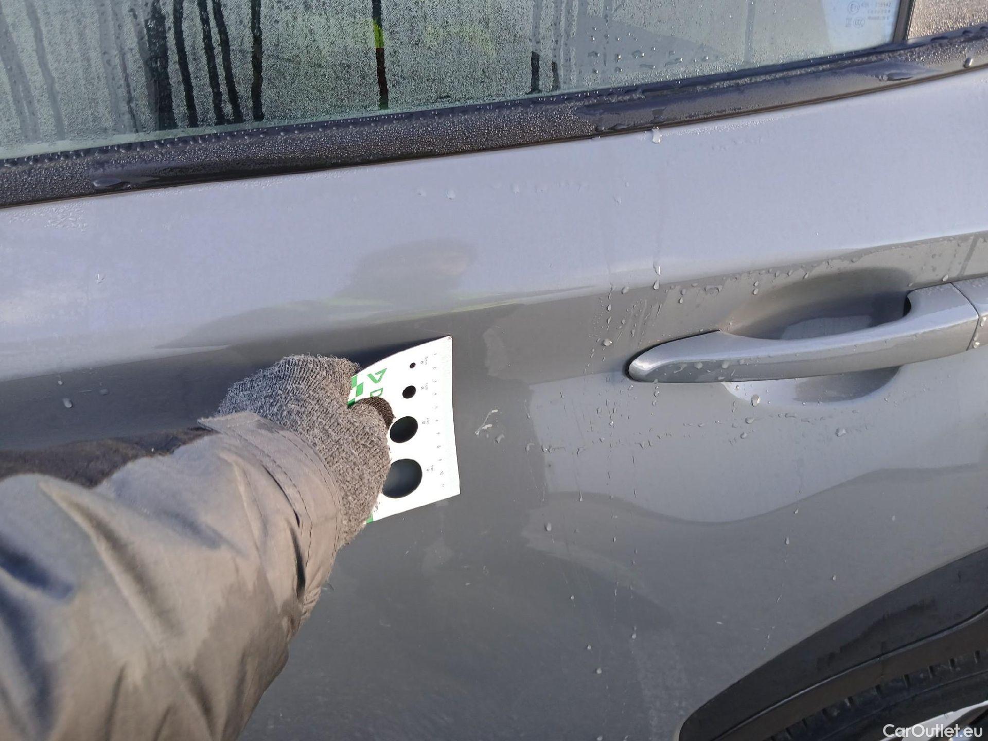  Hyundai  Konna HYUNDAI Kona / 2017 / 5P / todoterreno 1.6 GDI HEV Klass DCT #14