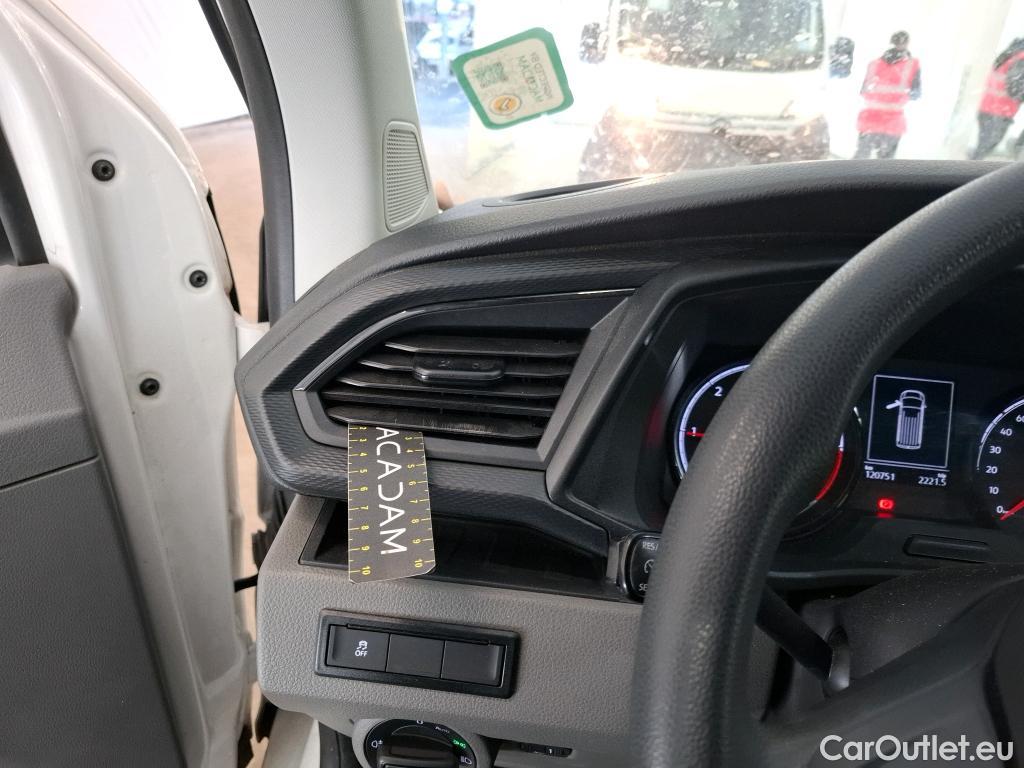 Volkswagen  Transporter VOLKSWAGEN  / 2019 / 4P / Fourgon tôlé 2.0 TDi 110 L1H1 Business #22