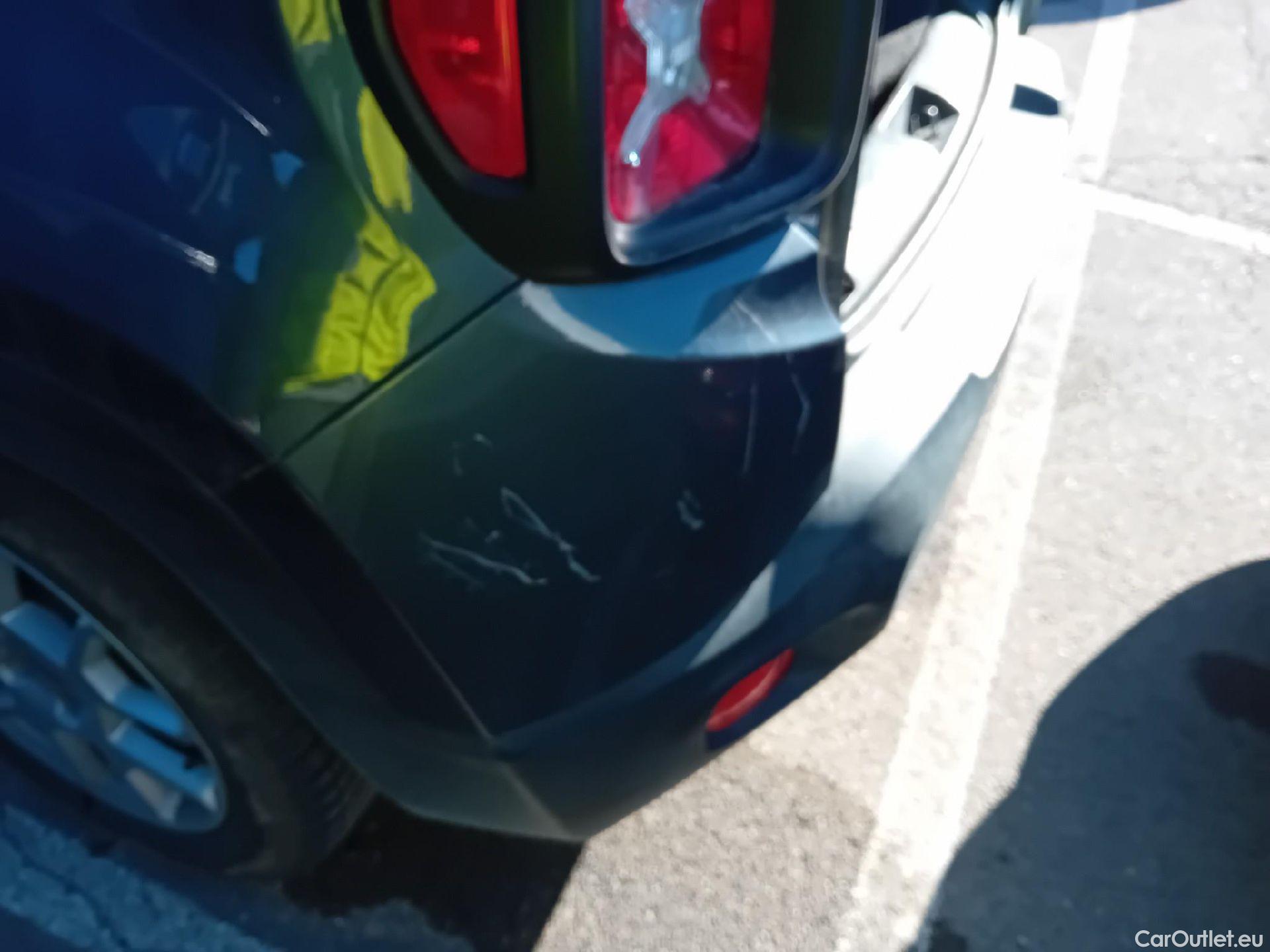  Jeep  Patriot JEEP Renegade / 2014 / 5P / todoterreno Limited 1.0G 88kW (120CV) 4x2 (AC) #32