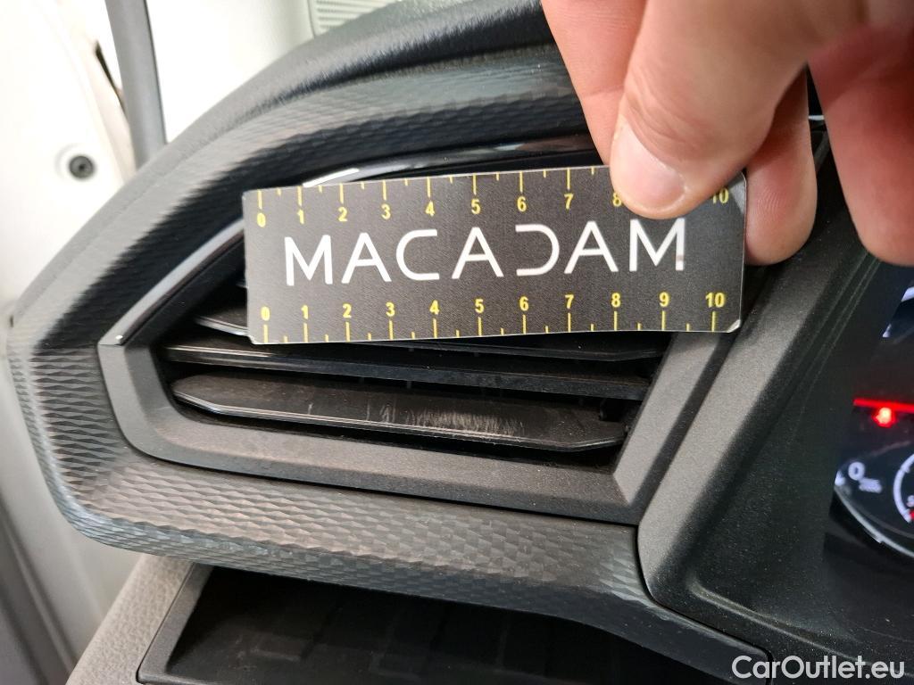  Volkswagen  Transporter VOLKSWAGEN  / 2019 / 4P / Fourgon tôlé 2.0 TDi 110 L1H1 Business #23