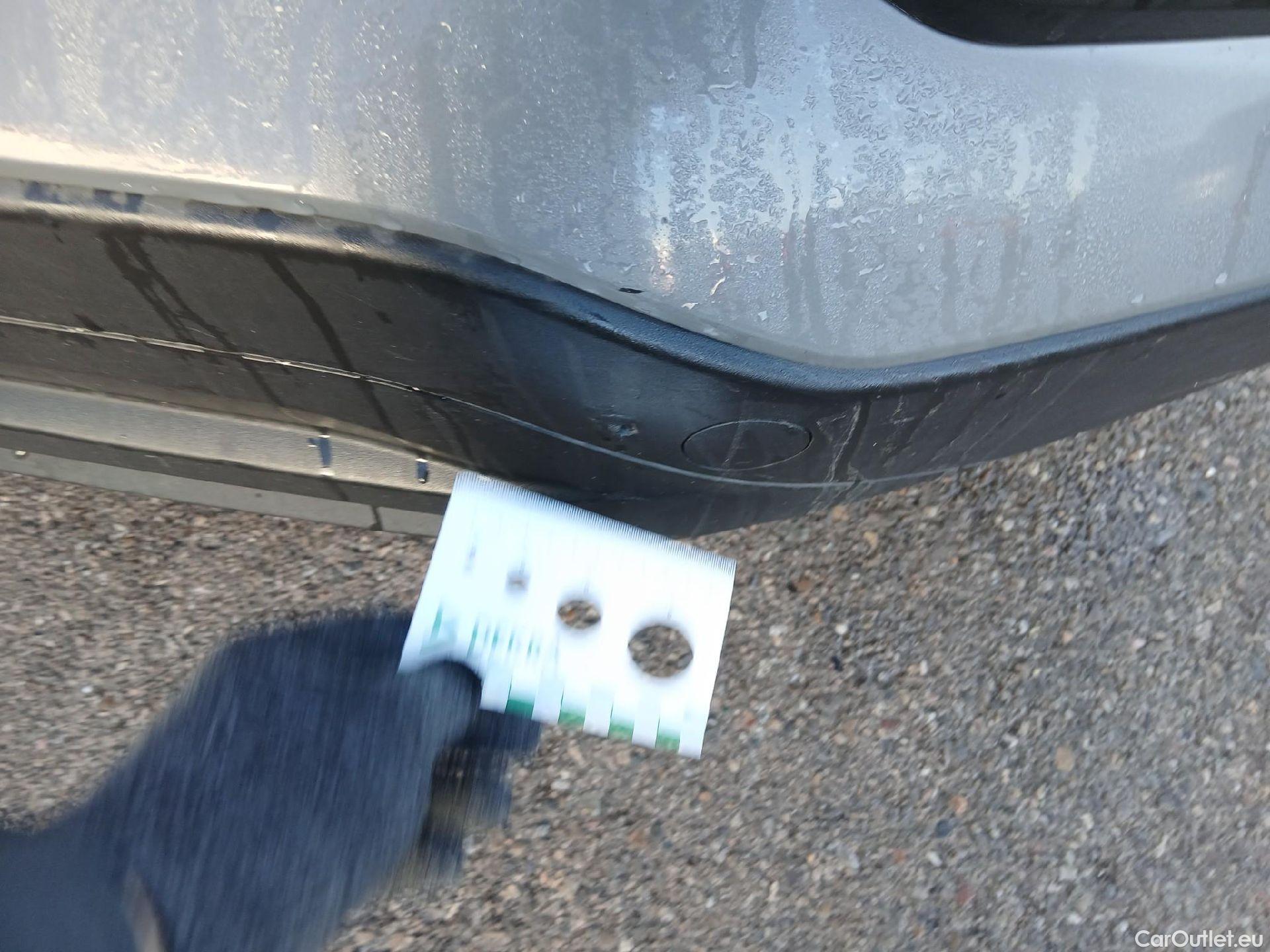  Hyundai  Konna HYUNDAI Kona / 2017 / 5P / todoterreno 1.6 GDI HEV Klass DCT #18