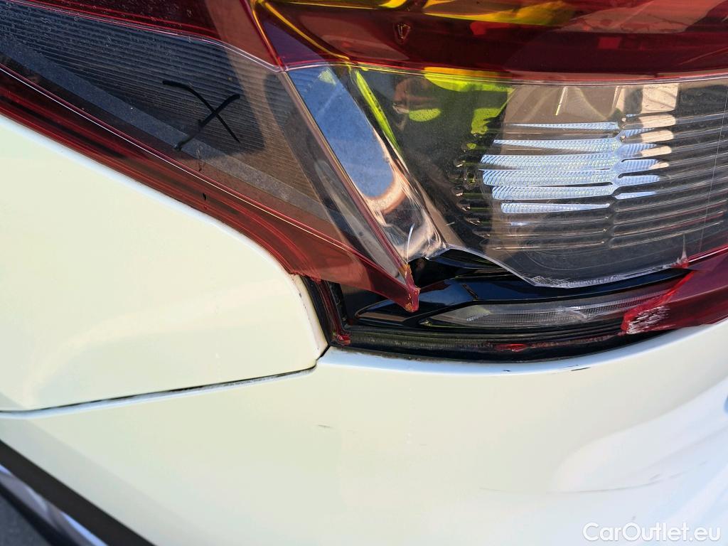  Nissan  Qashqai NISSAN  / 2017 / 5P / todoterreno DIG-T 103 kW (140 CV) E6D ACENTA #4