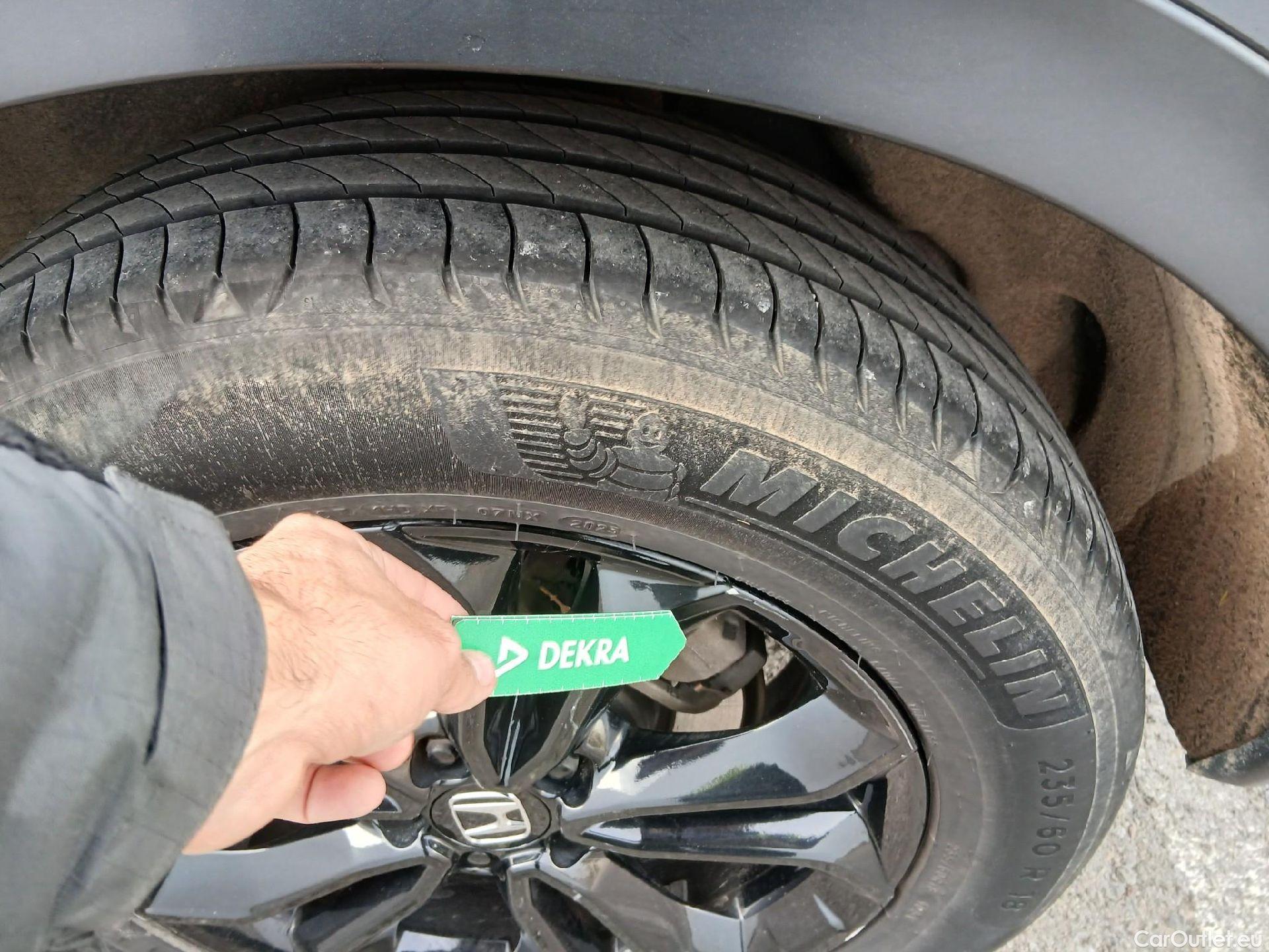  Honda  CR-V HONDA  / 2018 / 5P / todoterreno 2.0 i-MMD 4x2 SPORT LINE #18