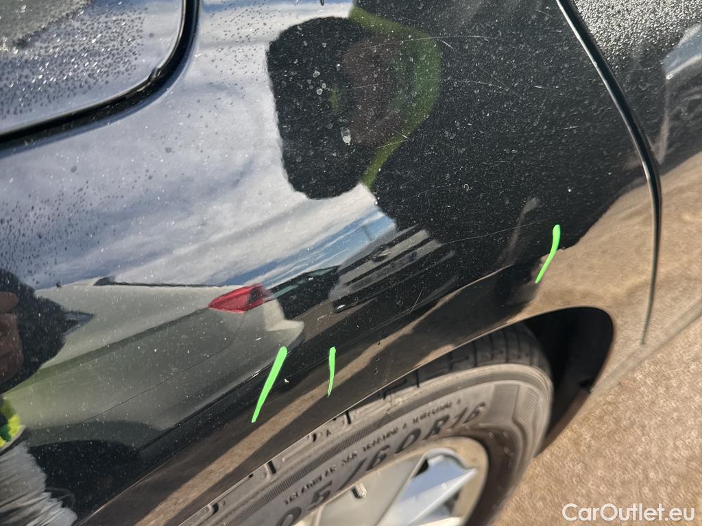  Bmw  Serie 3 BMW  / 2018 / 4P / sedán 320d Auto. #11