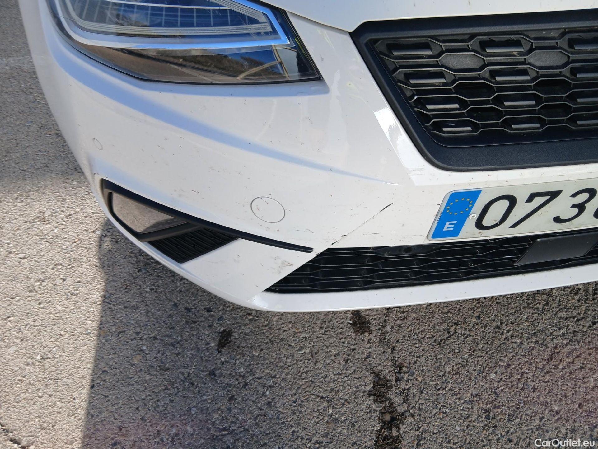  Seat  Ibiza SEAT  / 2017 / 5P / berlina con portón 1.0 TGI 66kW (90CV) Style Go2 #1