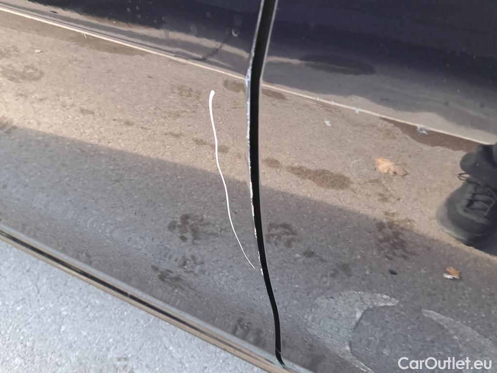  Peugeot  508 PEUGEOT  Hybrid / 2018 / 5P / berlina con portón  5P Allure HYBRID 225 e-EAT8 #10