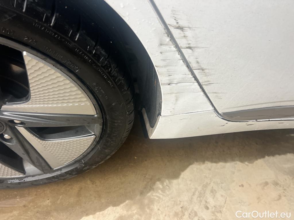  Hyundai   Ioniq HYUNDAI / 2019 / 5P / berlina con portón 1.6 GDI HEV Tecno DCT #6