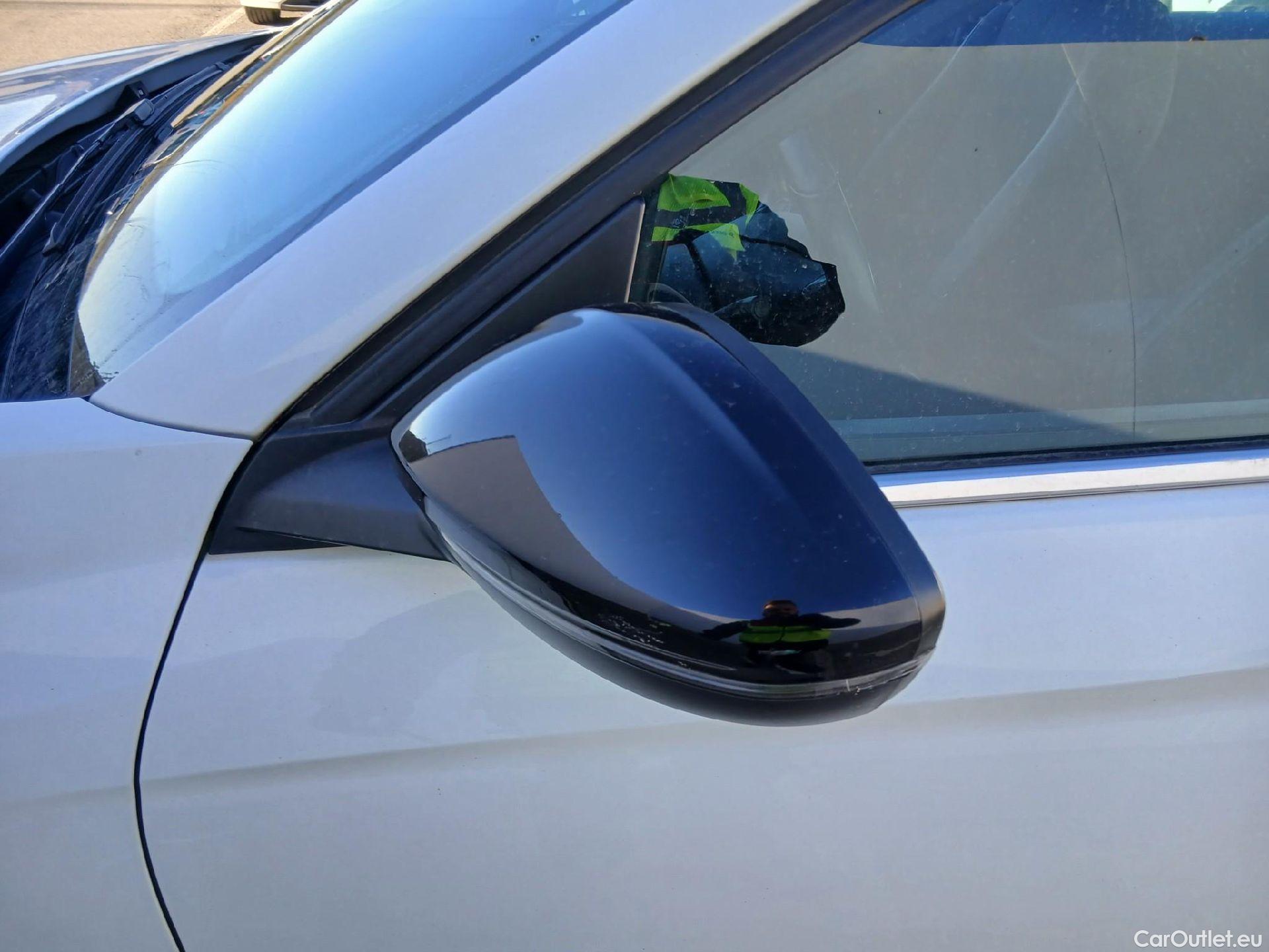  Opel  Corsa OPEL  / 2019 / 5P / berlina con portón 1.2T XHL 74kW (100CV) Elegance (CX) #5