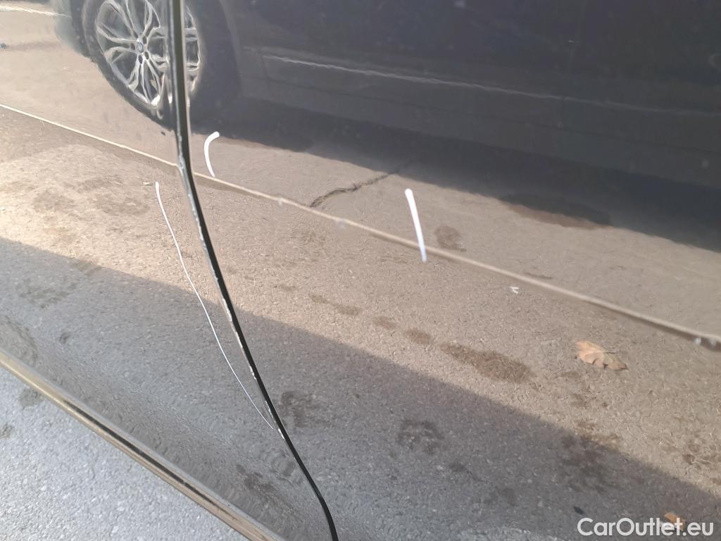  Peugeot  508 PEUGEOT  Hybrid / 2018 / 5P / berlina con portón  5P Allure HYBRID 225 e-EAT8 #6