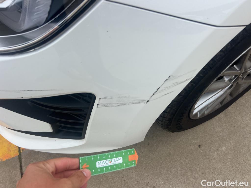  KIA  Rio KIA  / 2020 / 5P / berlina con portón 1.2 DPi 62kW (84CV) Concept #14