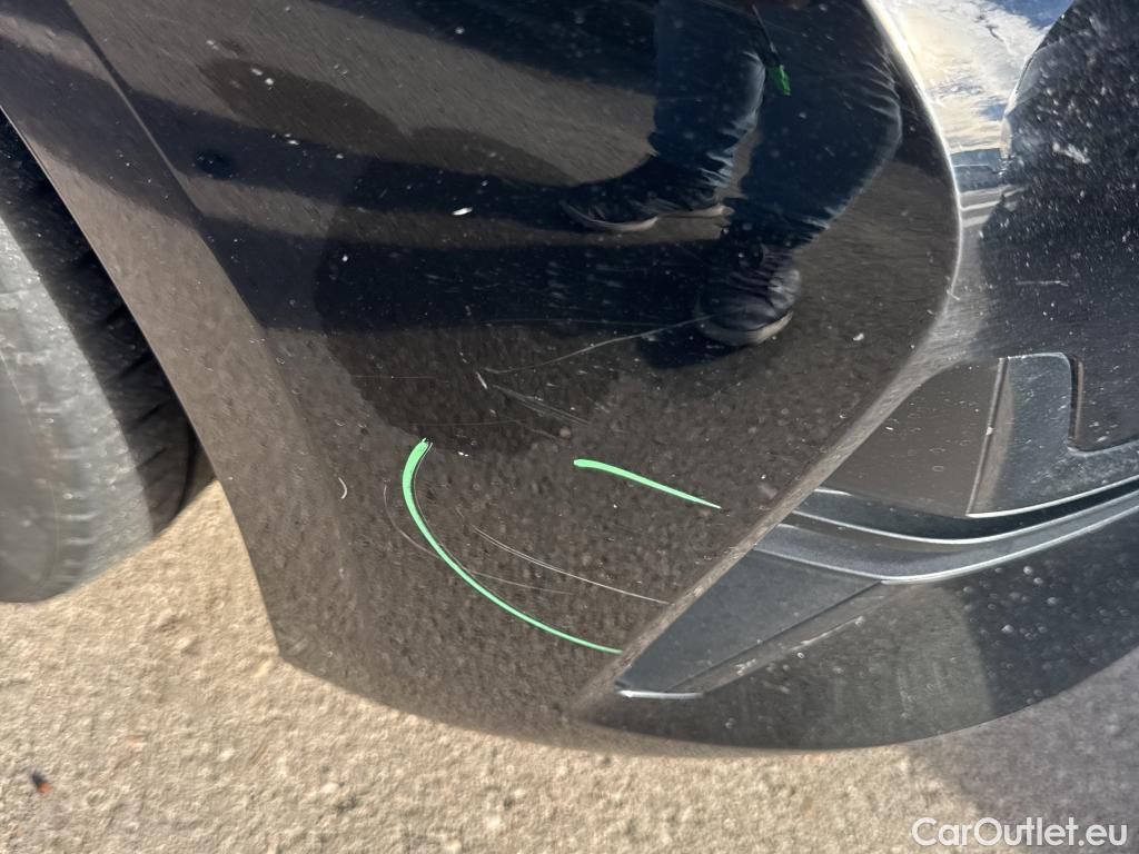  Bmw  Serie 3 BMW  / 2018 / 4P / sedán 320d Auto. #27