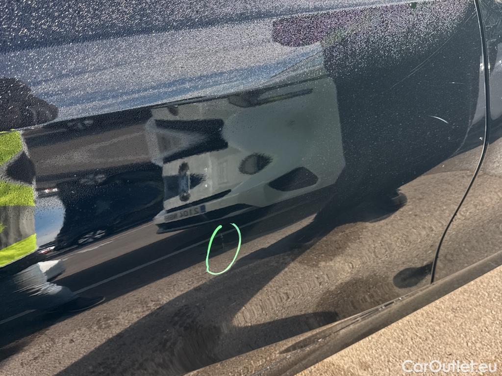  Bmw  Serie 3 BMW  / 2018 / 4P / sedán 320d Auto. #22