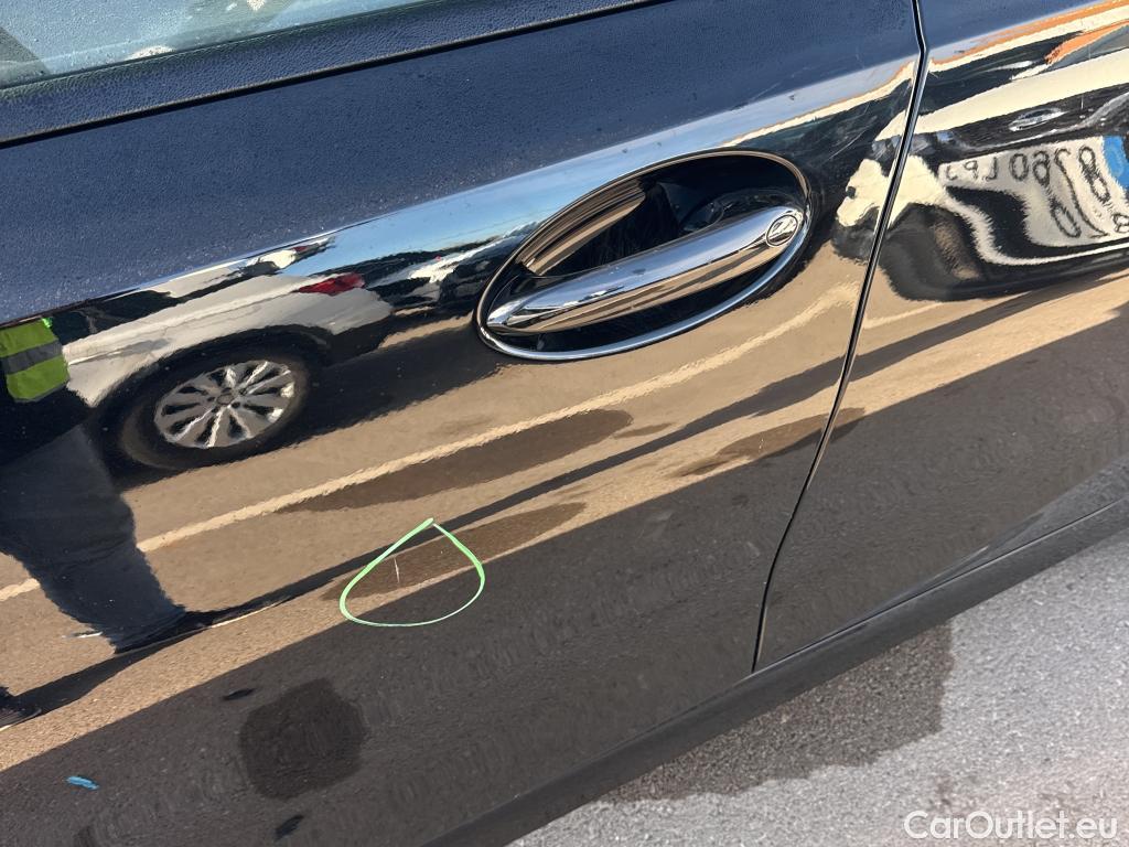  Bmw  Serie 3 BMW  / 2018 / 4P / sedán 320d Auto. #13