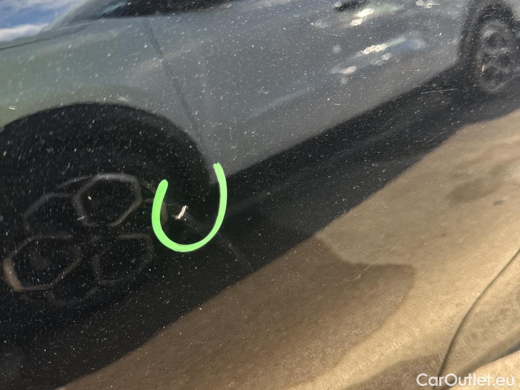  Bmw  Serie 3 BMW  / 2018 / 4P / sedán 320d Auto. #17