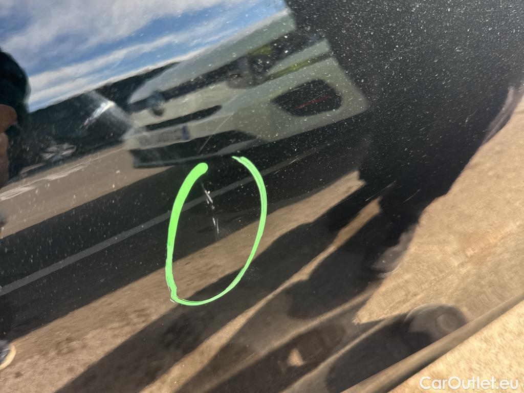  Bmw  Serie 3 BMW  / 2018 / 4P / sedán 320d Auto. #23