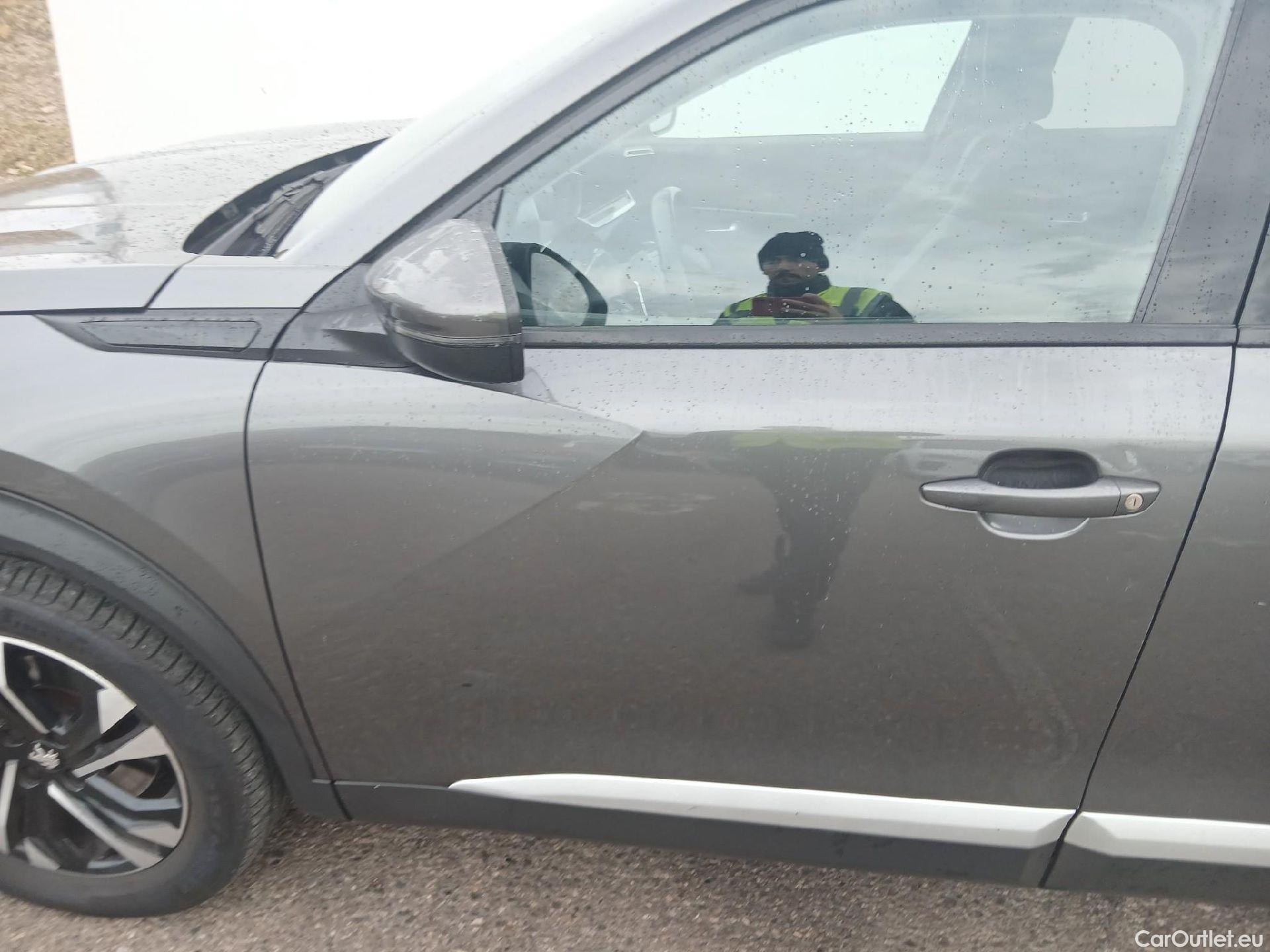  Peugeot  2008 PEUGEOT  / 2019 / 5P / todoterreno Allure Pack BlueHDI 130 S&S EAT8 #12