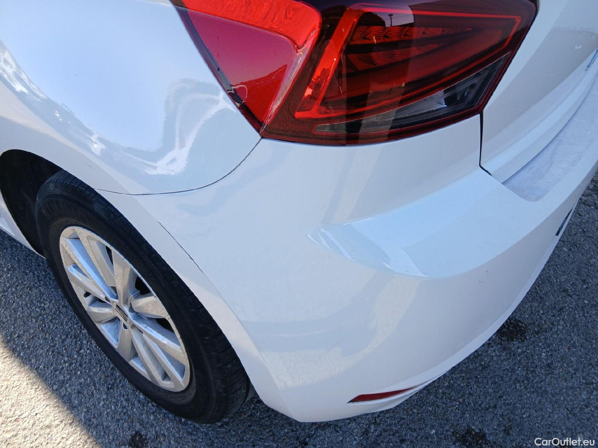  Seat  Ibiza SEAT  / 2017 / 5P / berlina con portón 1.0 TGI 66kW (90CV) Style Go2 #8