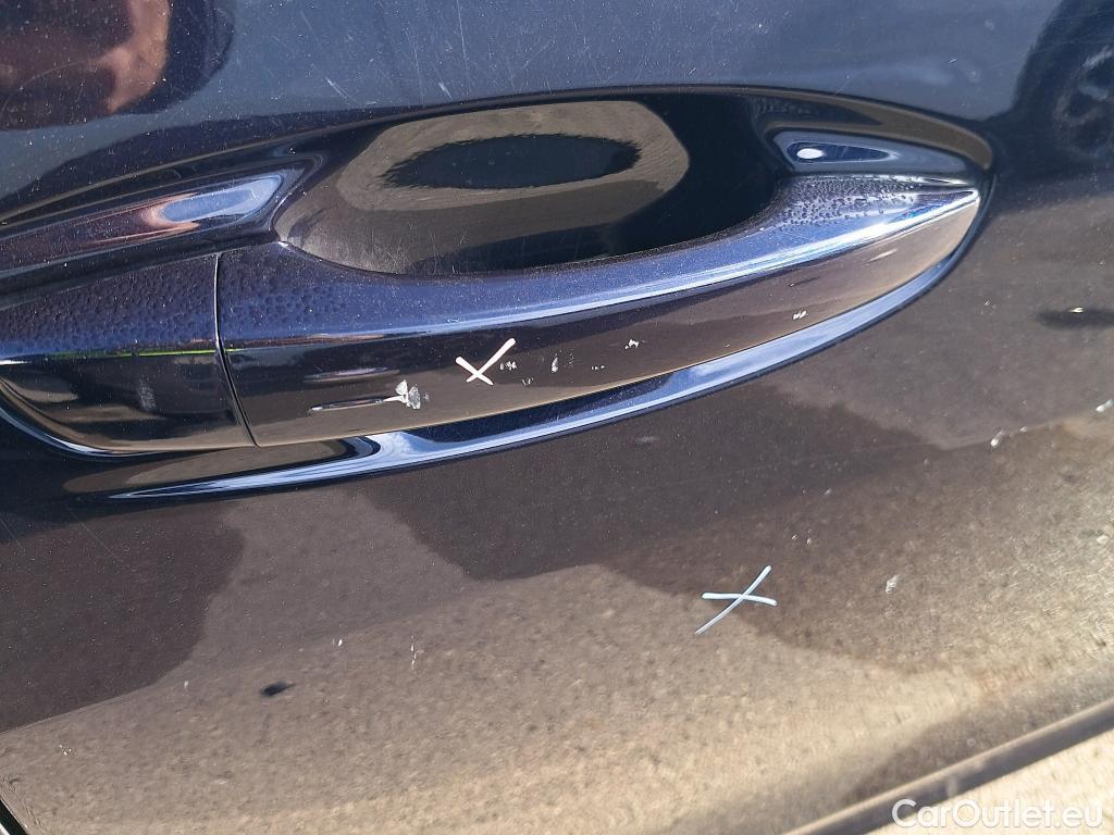  Peugeot  508 PEUGEOT  Hybrid / 2018 / 5P / berlina con portón  5P Allure HYBRID 225 e-EAT8 #22