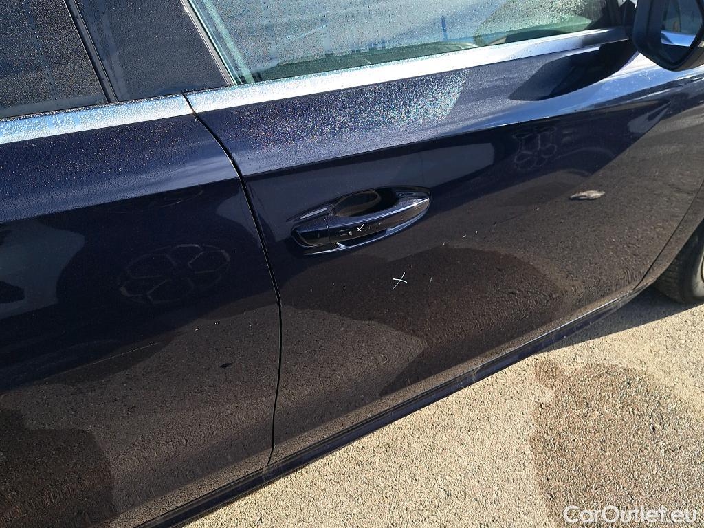  Peugeot  508 PEUGEOT  Hybrid / 2018 / 5P / berlina con portón  5P Allure HYBRID 225 e-EAT8 #21