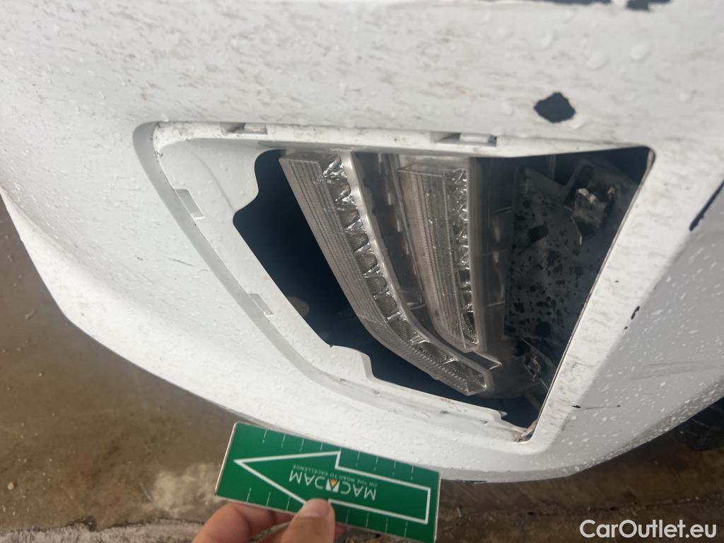  Hyundai   Ioniq HYUNDAI / 2019 / 5P / berlina con portón 1.6 GDI HEV Tecno DCT #8