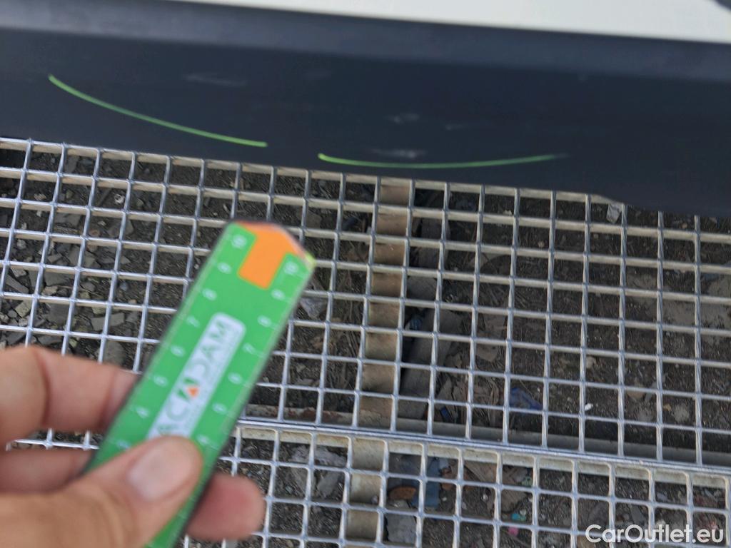  Toyota  Yaris TOYOTA  / 2020 / 5P / berlina con portón 1.5 120H Active Tech #30