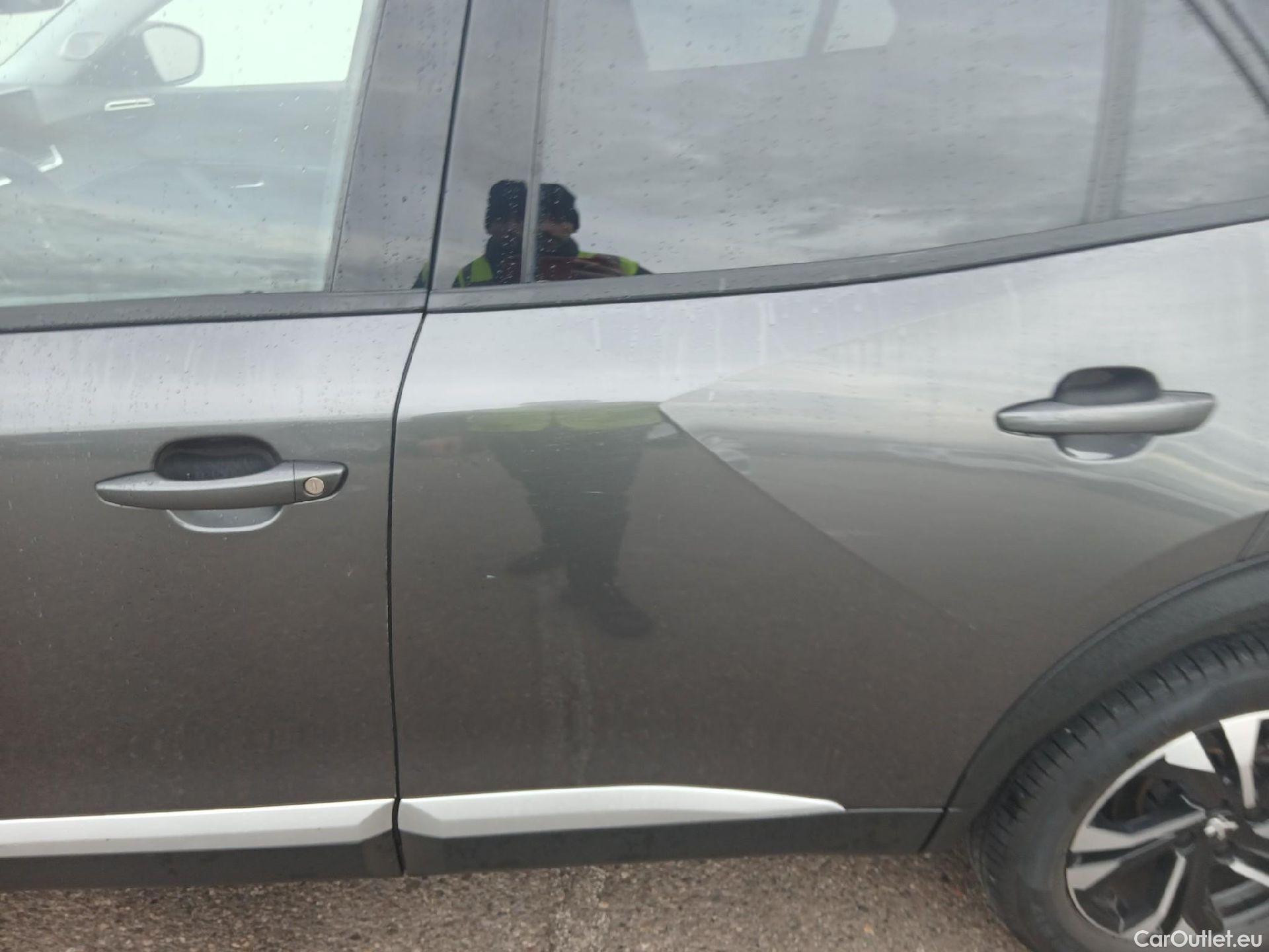  Peugeot  2008 PEUGEOT  / 2019 / 5P / todoterreno Allure Pack BlueHDI 130 S&S EAT8 #14