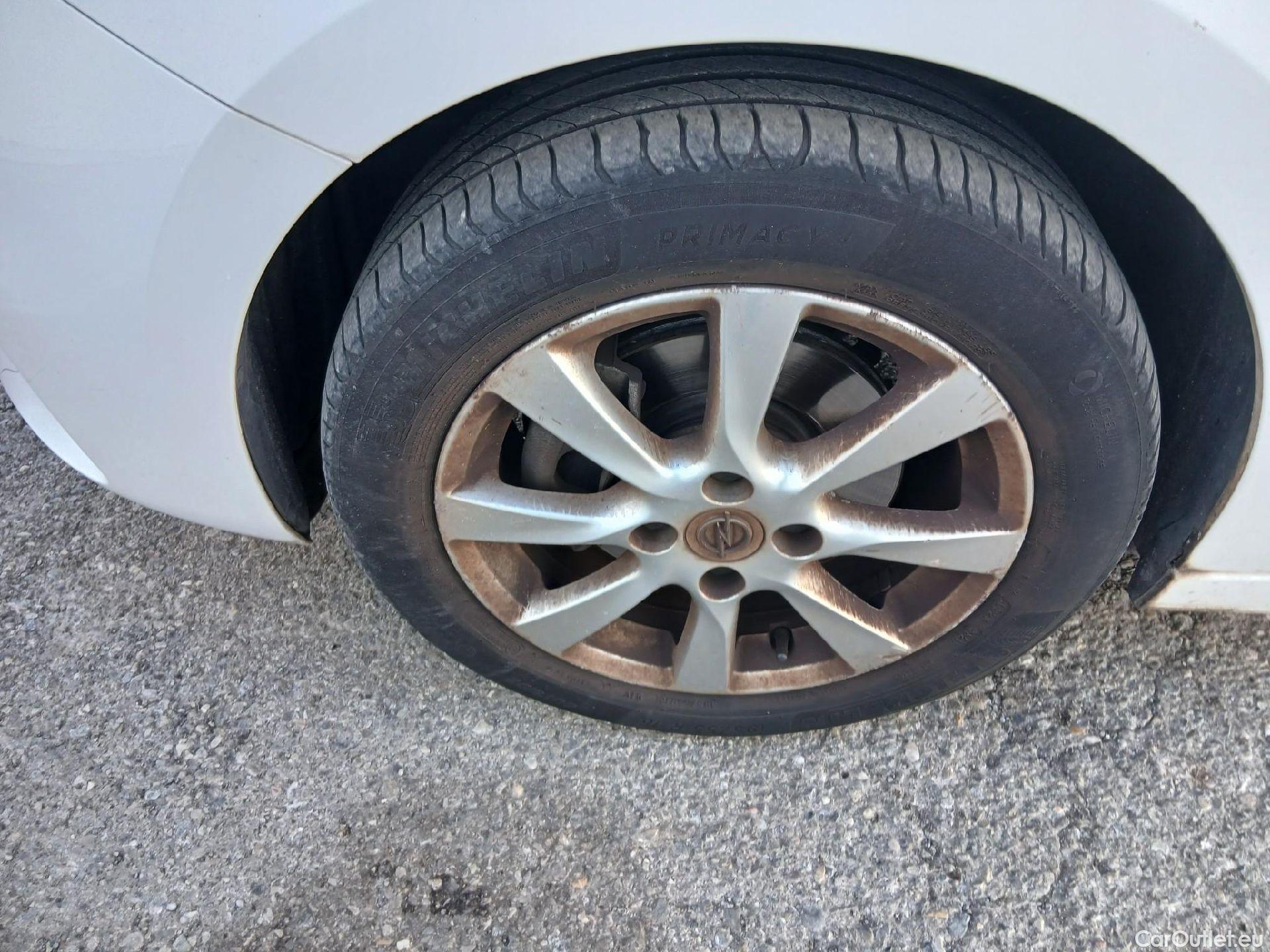  Opel  Corsa OPEL  / 2019 / 5P / berlina con portón 1.2T XHL 74kW (100CV) Elegance (CX) #4