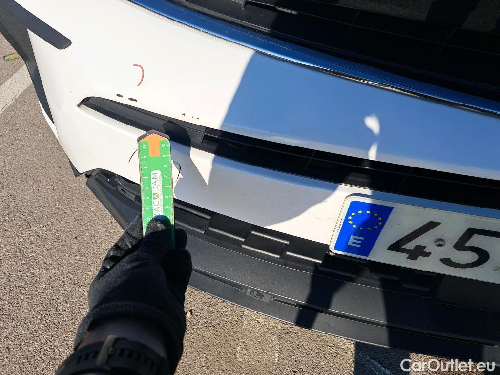  Opel   Grandland X OPEL Grandland / 2021 / 5P / todoterreno 1.5 CDTi Business Edition Auto #29