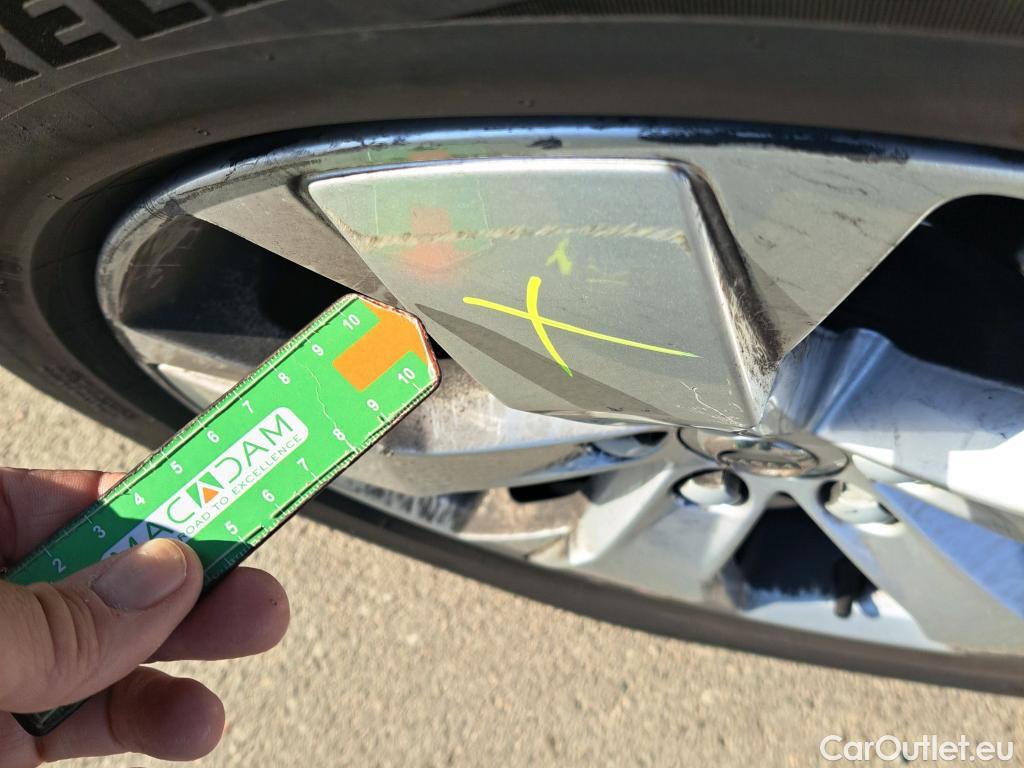  Volvo  XC 40 VOLVO XC40 / 2017 / 5P / todoterreno 1.5 T2 Momentum #13