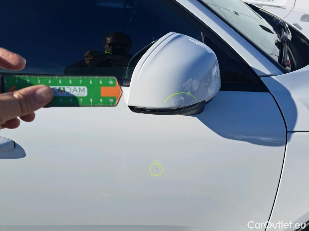  Volvo  XC 40 VOLVO XC40 / 2017 / 5P / todoterreno 1.5 T2 Momentum #20