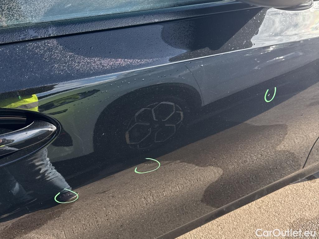  Bmw  Serie 3 BMW  / 2018 / 4P / sedán 320d Auto. #15