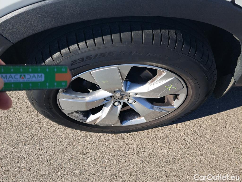  Volvo  XC 40 VOLVO XC40 / 2017 / 5P / todoterreno 1.5 T2 Momentum #14