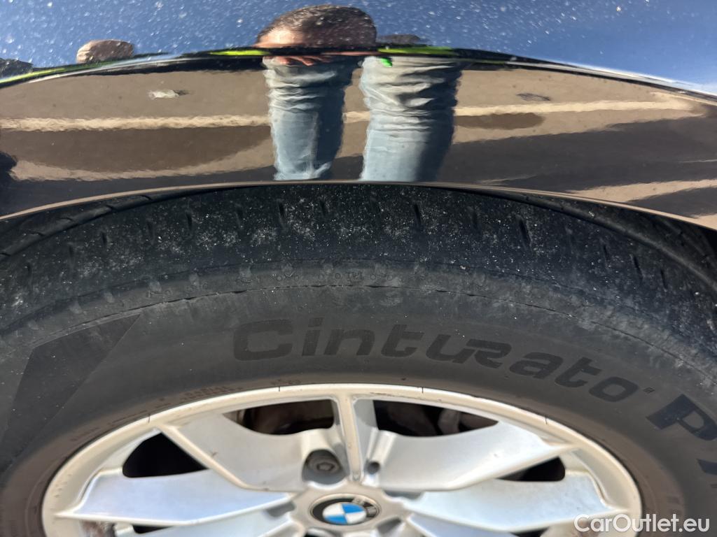  Bmw  Serie 3 BMW  / 2018 / 4P / sedán 320d Auto. #1