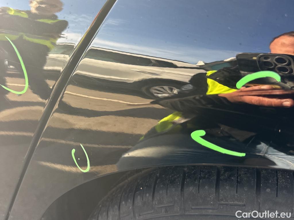  Bmw  Serie 3 BMW  / 2018 / 4P / sedán 320d Auto. #19